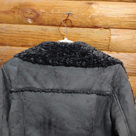 Chelsea & Violet Women's Gray Shearling Jacket XS Like New - Picture 9 of 12
